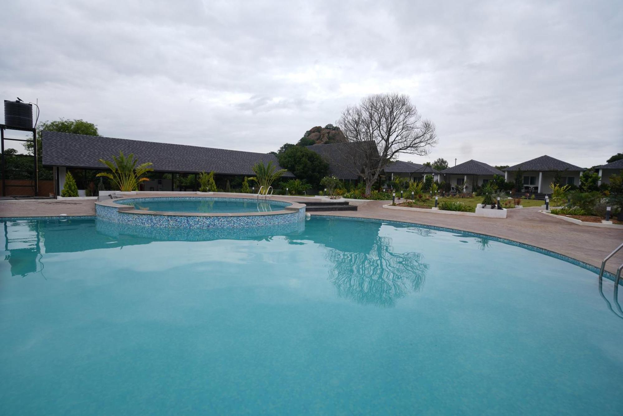 Q Mango Resort Rāmanagaram Exterior foto